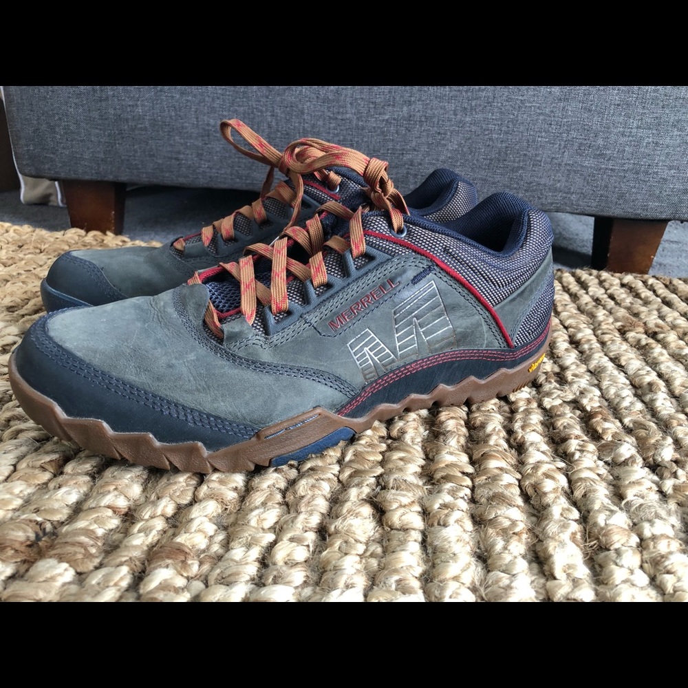 Merrell Men's Size 11 Annex Blue Wing Hiking Shoes